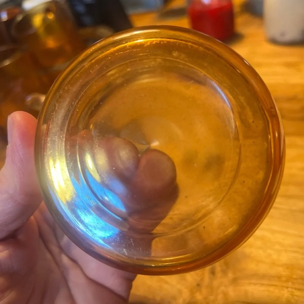 Vintage Amber Glass Dog powder jar - Picture 3 of 4